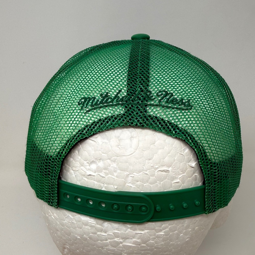 Mitchell & Ness Dallas Mavericks 2011 NBA Finals Trucker Hat Green Snapback - Picture 5 of 9